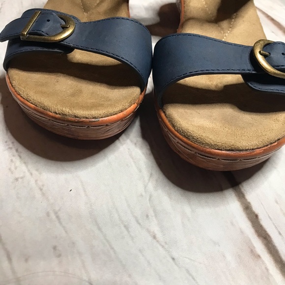 Soft Comfort Garden Path Wedge Sandals Navy Size 7.5 - Picture 4 of 10